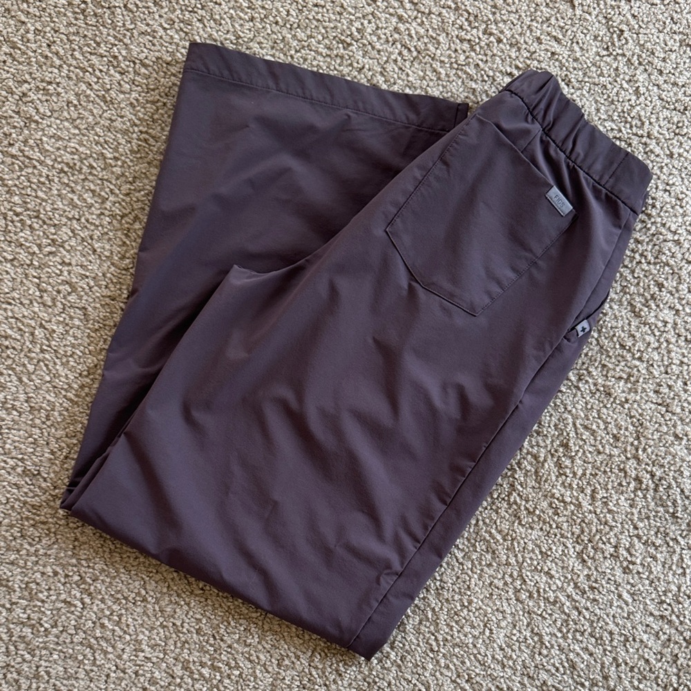 FigsPro wide leg scrub trousers size MT